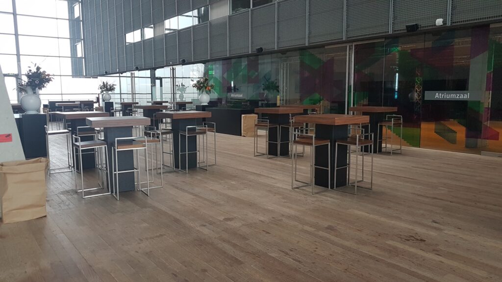 Atrium 2