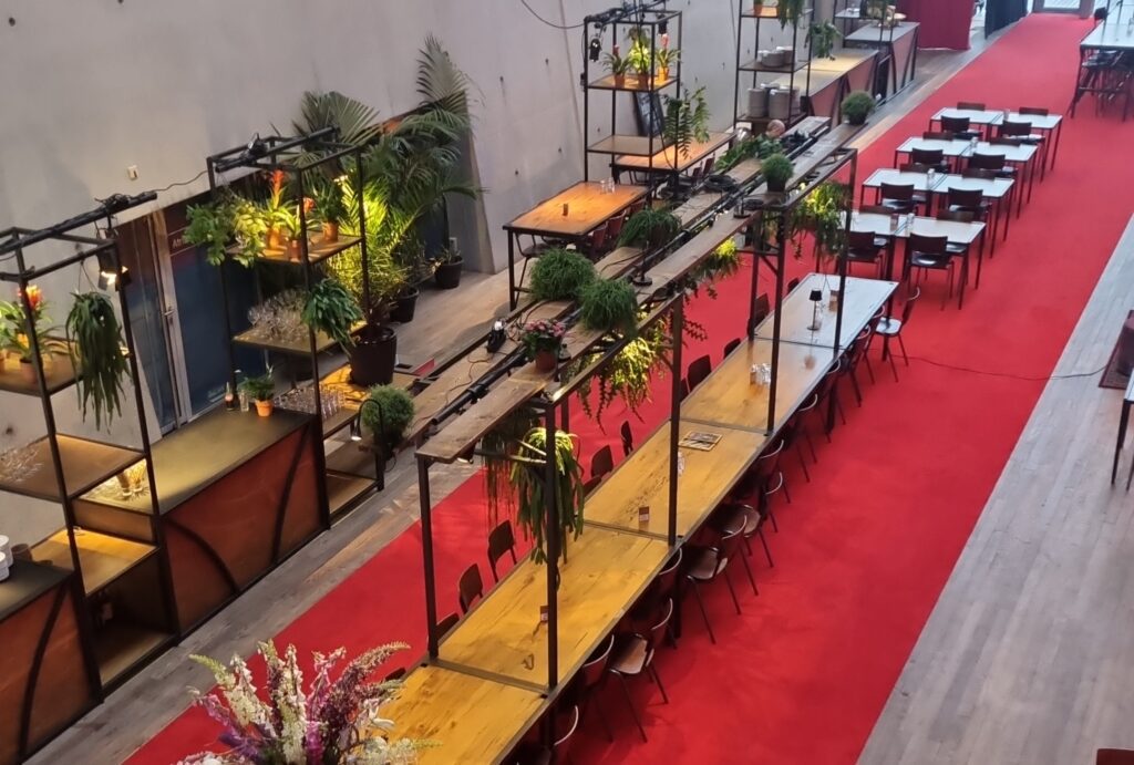 Atrium 3